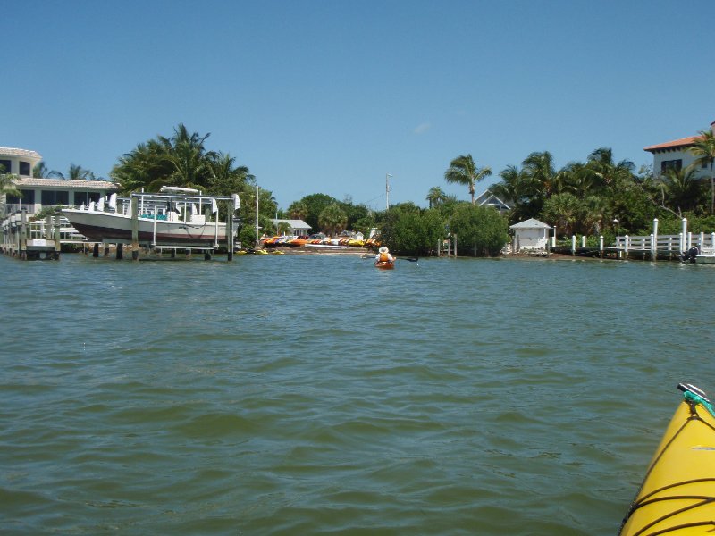 P6070475.JPG - Kayaking around Buck Key, near Blind Pass