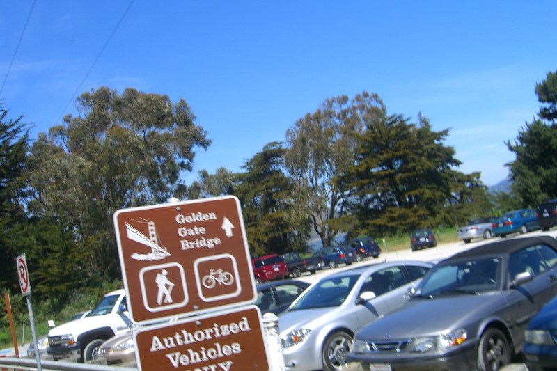 CIMG6468.JPG - Golden Gate Bridge sign on  Battery East Road