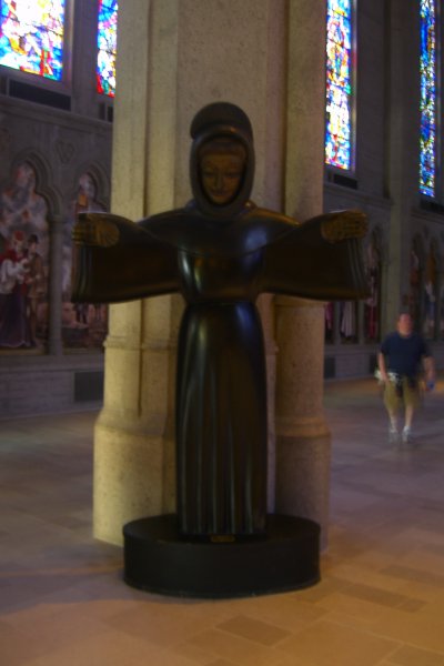 CIMG6395.JPG - Grace Cathedral-Saint Francis by Benjamino Bufano 1998-1970