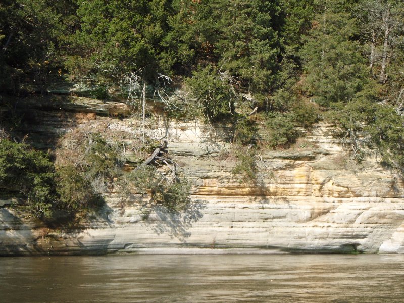 PA240066.jpg - Sandstone bluffs, Blakes Landing area