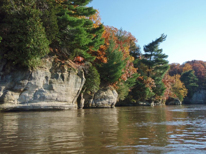 PA240088.jpg - Sandstone bluffs