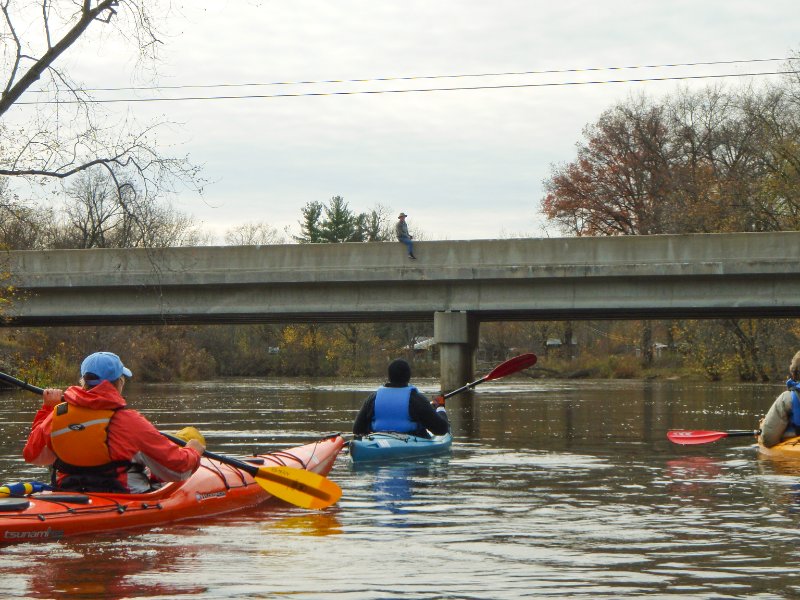 KankakeeRiver110109-010024.jpg - Approaching the 421 bridge on the Kankakee River