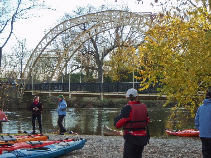 KankakeeRiver110109-010048.jpg - Dunns Bridge take-out point