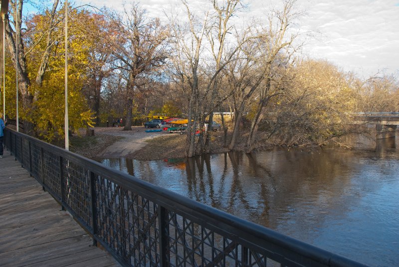 KankakeeRiver110109-9816.jpg - Dunns Bridge take-out point on the Kankakee River