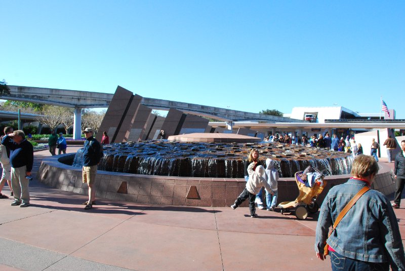 DisneyWorld022709-3704.jpg - Disney Hand Fountain, Epcot