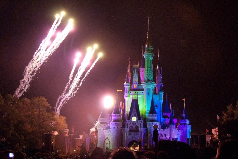 DisneyWorld022709-3463.jpg - Magic Kingdom - "WISHES" Fireworks Show