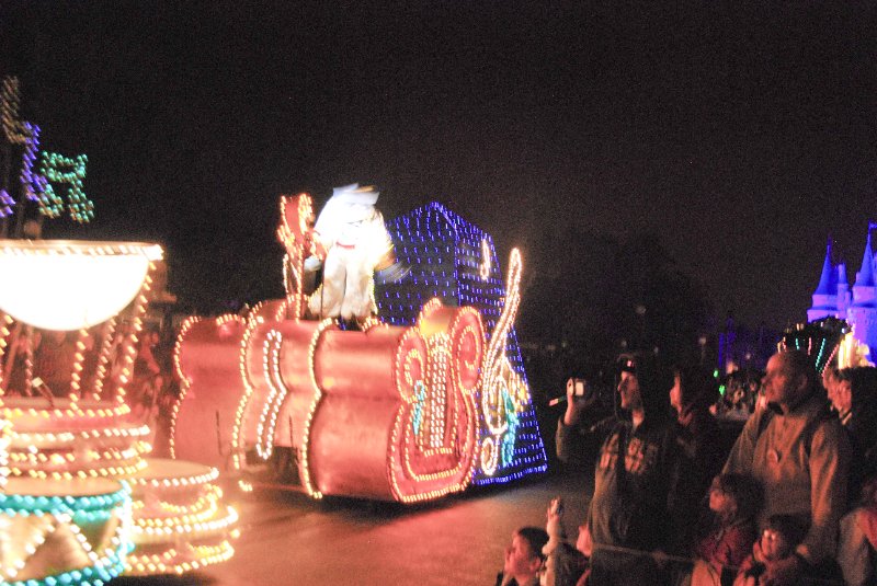 DisneyWorld022709-3380.jpg - Magic Kingdom - "Spectromagic" - Evening Parade