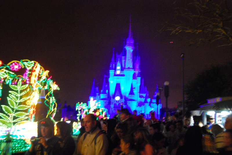 DisneyWorld022709-3394.jpg - Magic Kingdom - "Spectromagic" - Evening Parade