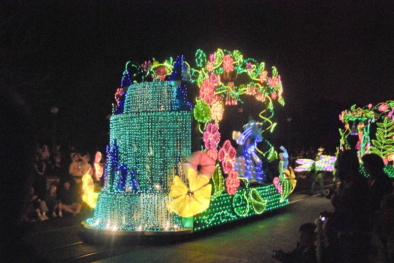 DisneyWorld022709-3395.jpg - Magic Kingdom - "Spectromagic" - Evening Parade