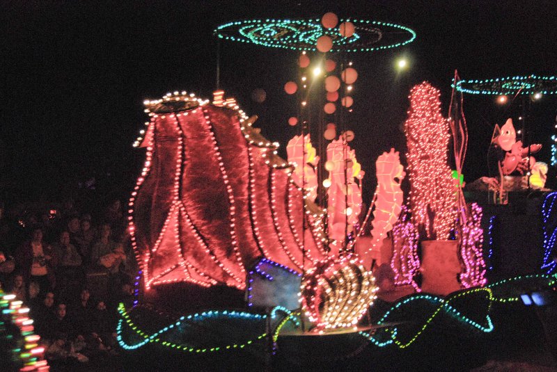 DisneyWorld022709-3407.jpg - Magic Kingdom - "Spectromagic" - Evening Parade