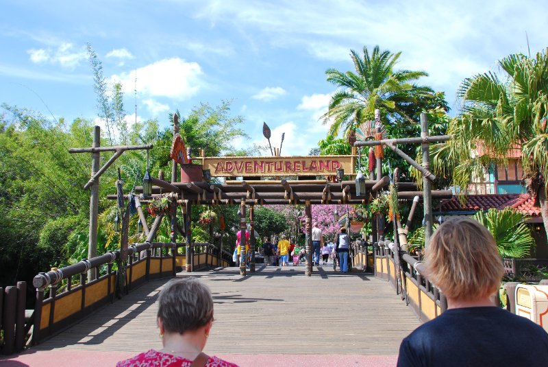 DisneyWorld022709-2906.jpg - Magic Kingdom - Walking to Adventureland