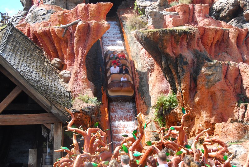 DisneyWorld022709-2969.jpg - Splash Mountain