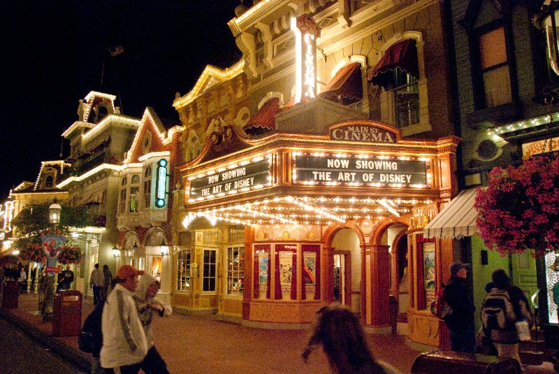 DisneyWorld022709-3481.jpg - Magic Kingdom - Evening Parade and Fireworks