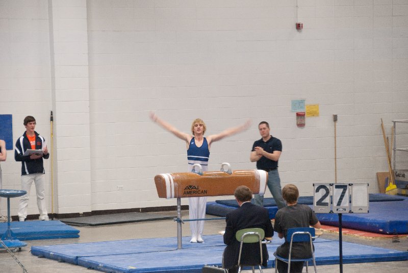 GymnasticsSpring09-4712.jpg - Wheaton Coop at NNHS