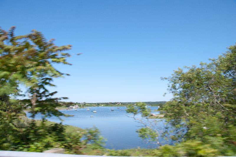 DSC_7701.jpg - Driving through Chilmark.  Nashaquitsa Pond.