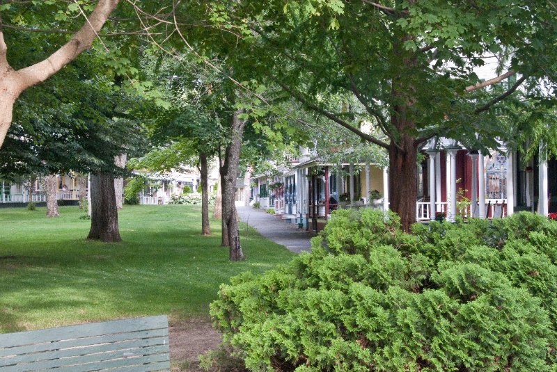 DSC_7904.jpg - Cottages at Oak Bluffs Camp Ground