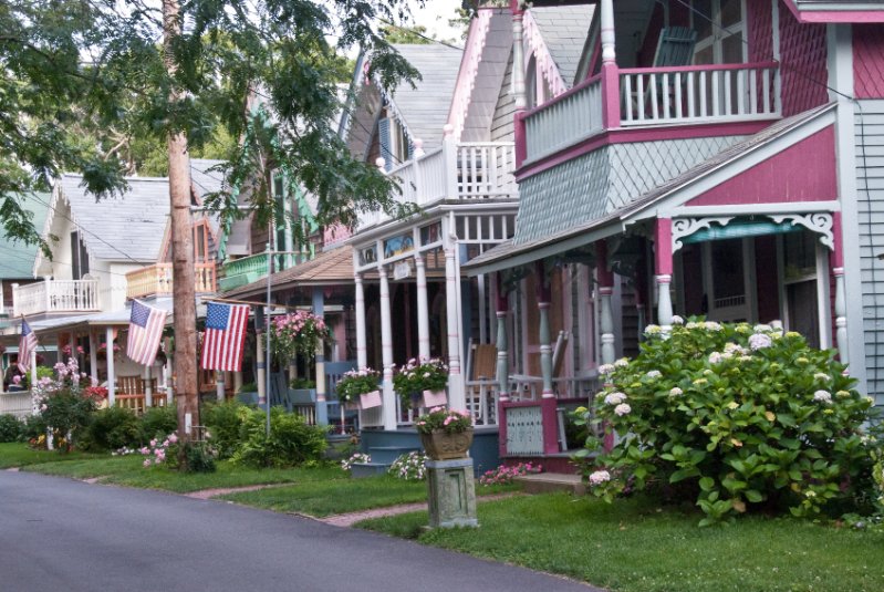 DSC_7906.jpg - Cottages at Oak Bluffs Camp Ground