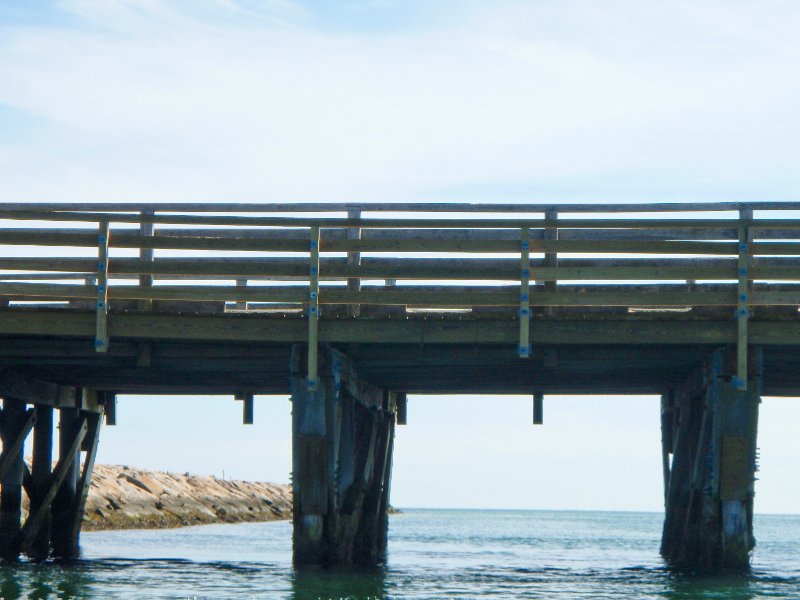 MV071009-7110071.jpg - Bridge where Seaview Ave becomes Beach Rd, looking  out at Nantucket Sound.