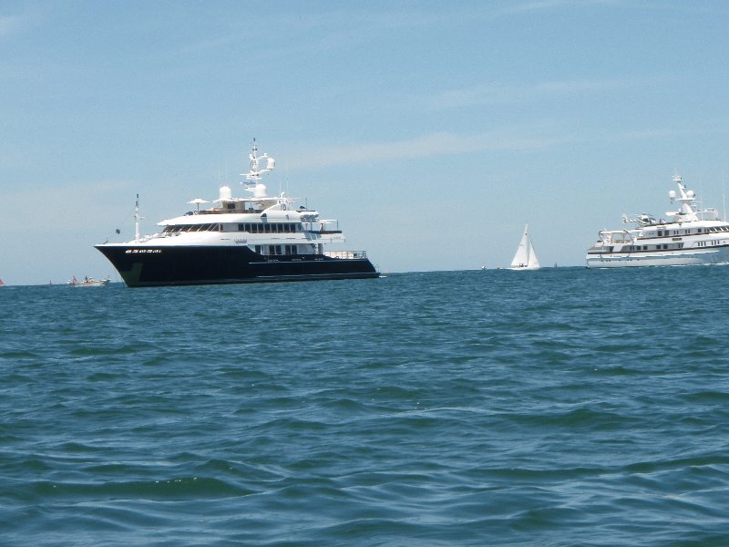 MV071109-7110107.jpg - Motor Yacht, Unbridled. (left)