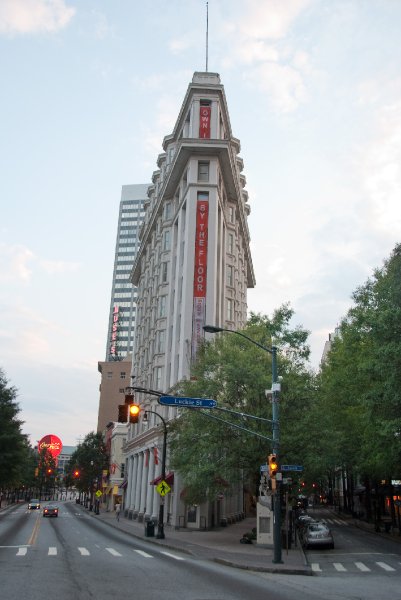 Atlanta082509-8913.jpg - Flatiron Building