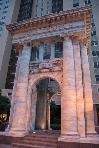 Atlanta082509-8949.jpg - Carnegie Arch.