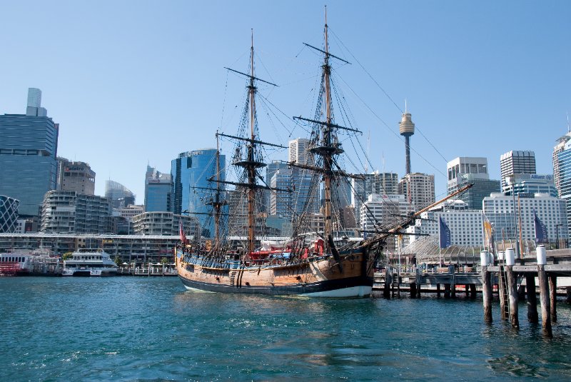 Sydney090209-9046.jpg - HM Bark Endeavour, replica discovery ship sailed by Cook in 1769