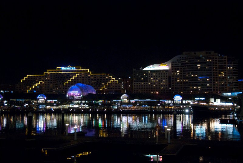 Sydney090209-9292.jpg - Novotel Hotel and other Harbourside buildings on Cockle Bay