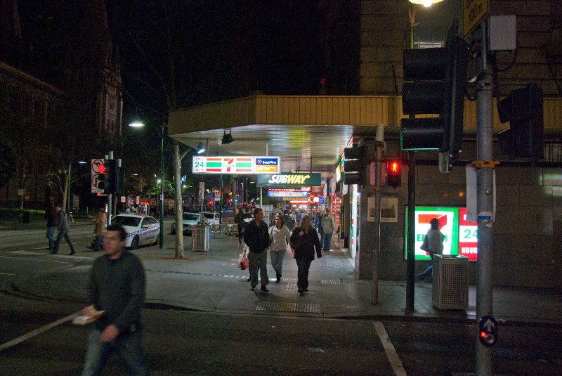 Melbourne090409-9407.jpg - Walk Through Melbourne City Center Swanston Street