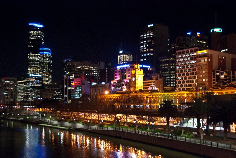 Melbourne090409-9459.jpg - Flinders Street Station on the Yarra River, view from Princes Bridge