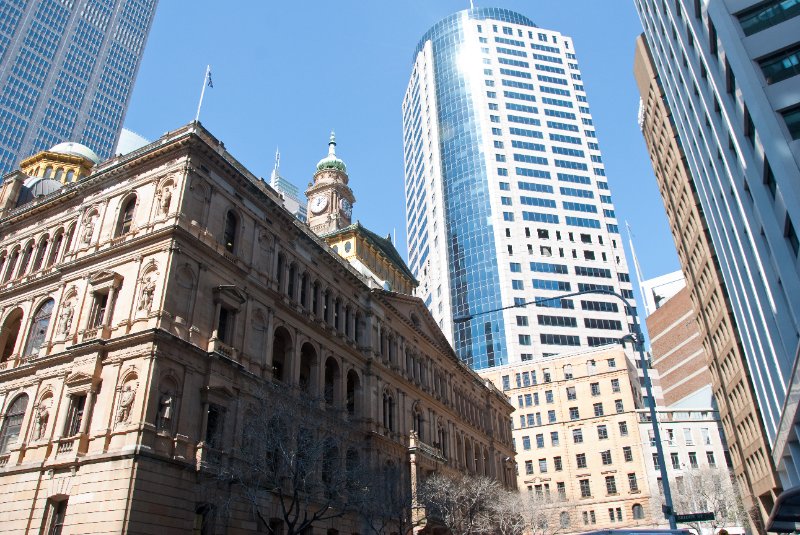 Sydney090209-9173.jpg - Lands Department Building (left). 1 O'Connell Street (center)