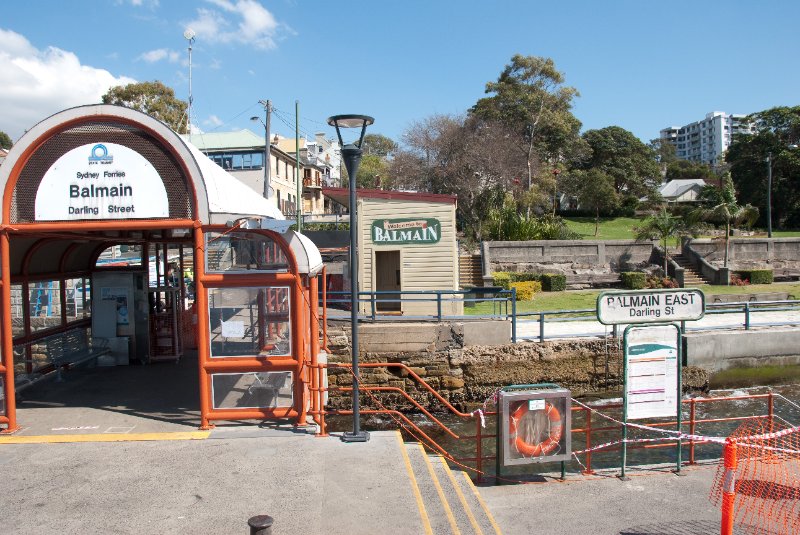 Sydney090109-9073.jpg - Sydney Ferries Balmain Stop, Darling Street.