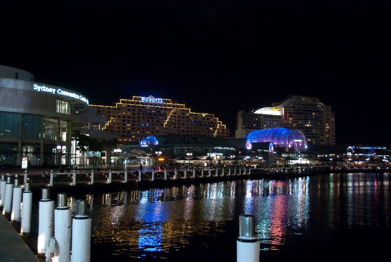 Sydney090209-2.jpg - Sydney Convention Center (left). Harbourside (center). Evening Walk through the Cockle Bay Area