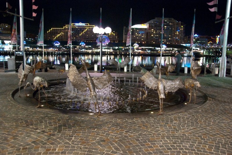 Sydney090209-6.jpg - Cockle Bay Wharf, Fountain