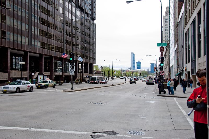 Chicago042809-5951.jpg - Michigan Avenue Looking South