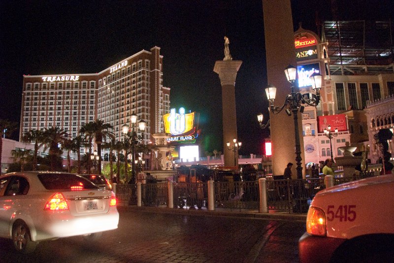 DSC_4367.jpg - Taxi Ride from Venetian to Belagio