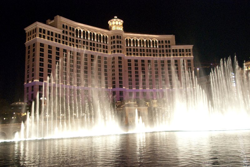 DSC_4429.jpg - Belagio Fountain view from Las Vegas Blvd