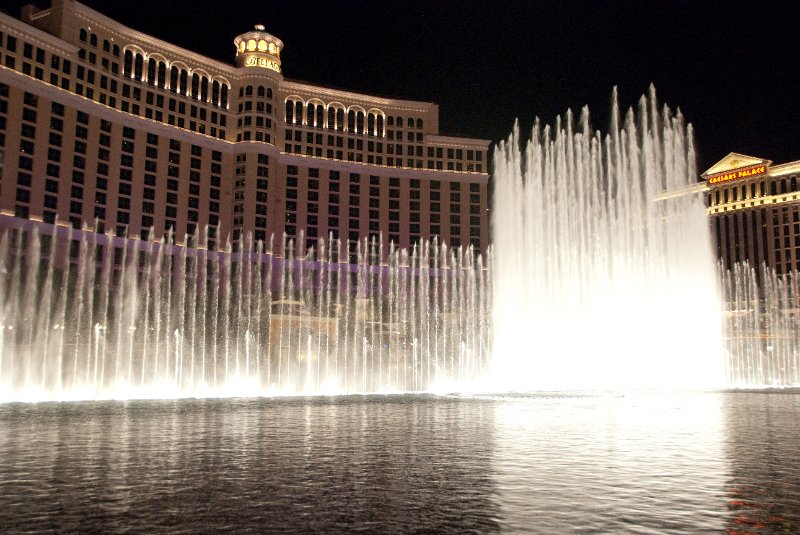 DSC_4433.jpg - Belagio Fountain view from Las Vegas Blvd