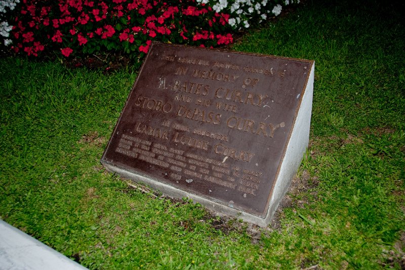 Miami041509-4974.jpg - This Perpetual flower garden is in memory of A. Bates Curry and his wife Stobo DePass Curry by their daughter Lamar Louise Curry, responsible for creating Bayfront Park, 1993