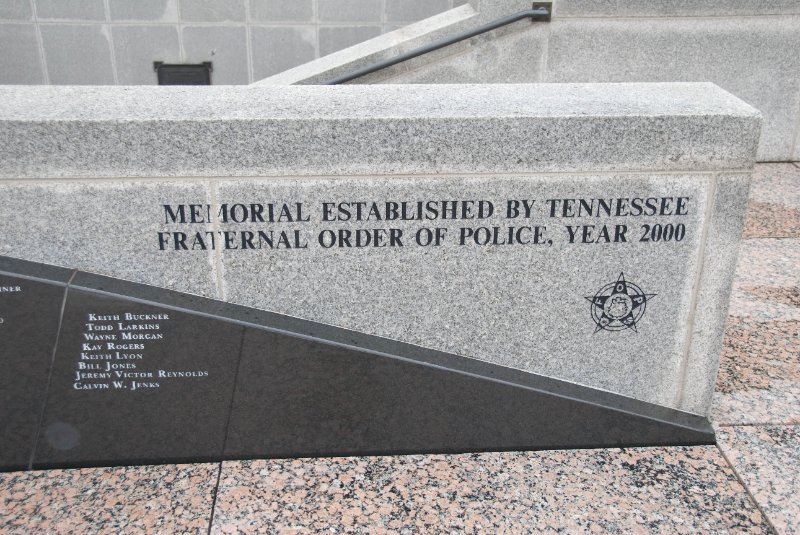 Nashville012809-2557.jpg - Police Memorial