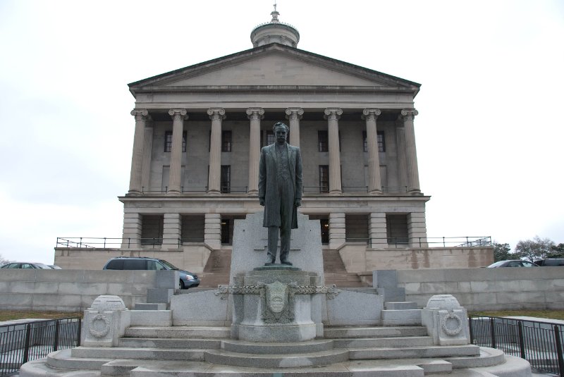 Nashville012809-2572.jpg - Edward Ward Carmack, sculpture by Nancy McCormick, 1924