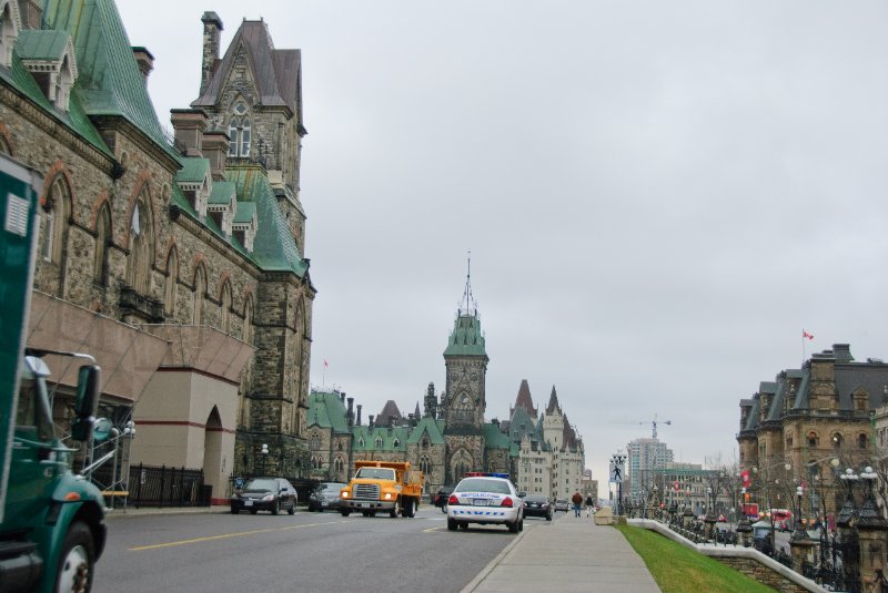 DSC_0270.jpg - West Block (left) looking East to East Block