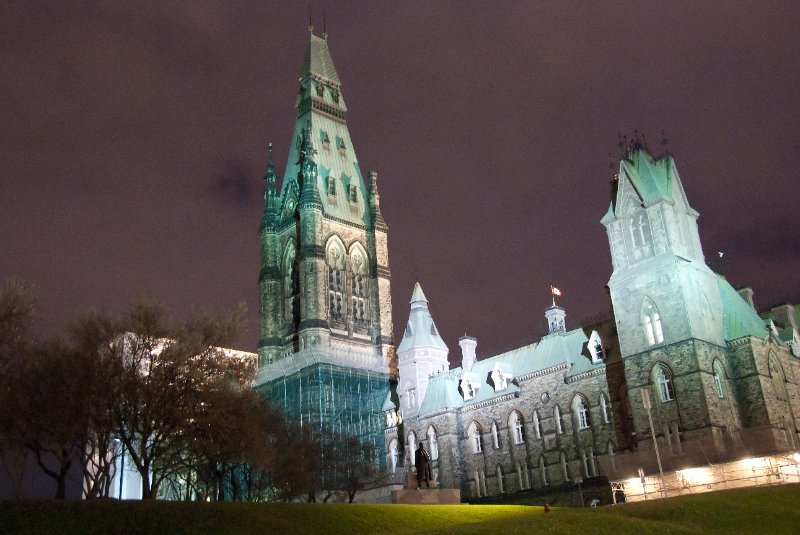 DSC_0177nn.jpg - Mackenzie Tower, West Block