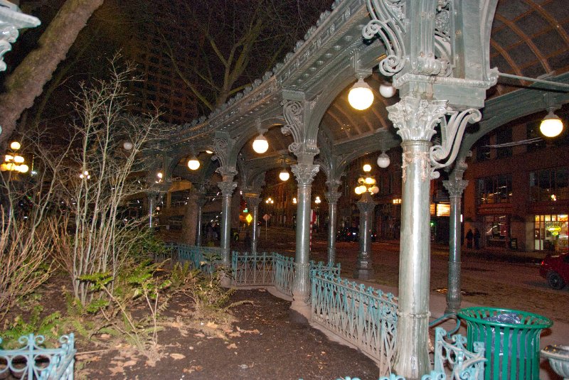 Seattle031509-3990.jpg - Seattle Pioneer Square Pergola