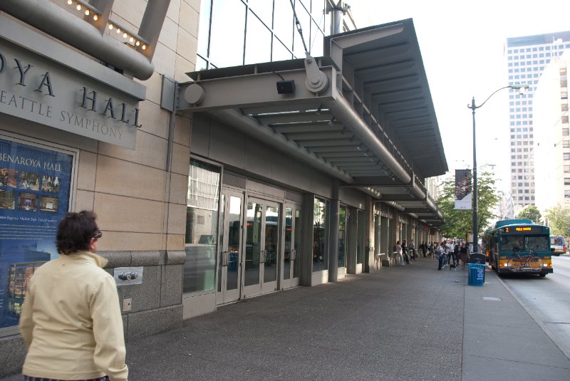 Seattle080309-8537.jpg - Benaroya Hall