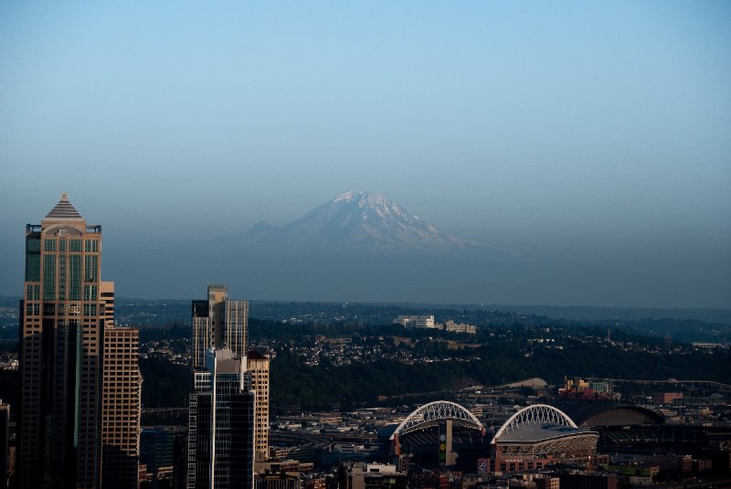 Seattle080309-8341.jpg - Mount Rainier as viewed looking South East on the Seattle Space Needle