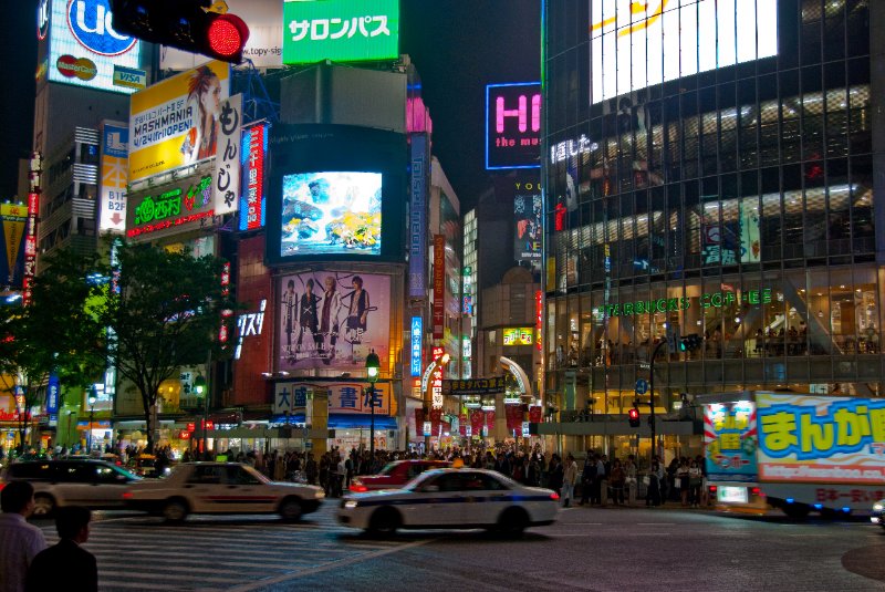 Tokyo051109-6370.jpg - Shibuya crossing