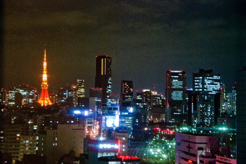 Tokyo051109-6553.jpg - Tokyo Tower, viewed from Hotel Pacific