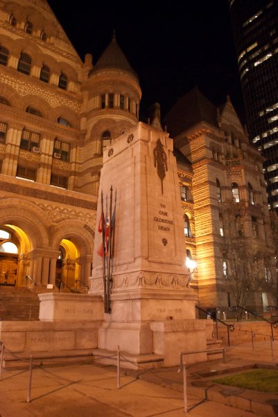 DSC_0423nn.jpg - Old City Hall Cenotaph