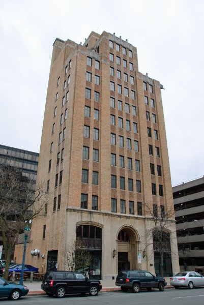 Syracuse040910-2143.jpg - Hills Building on Montgomery Street