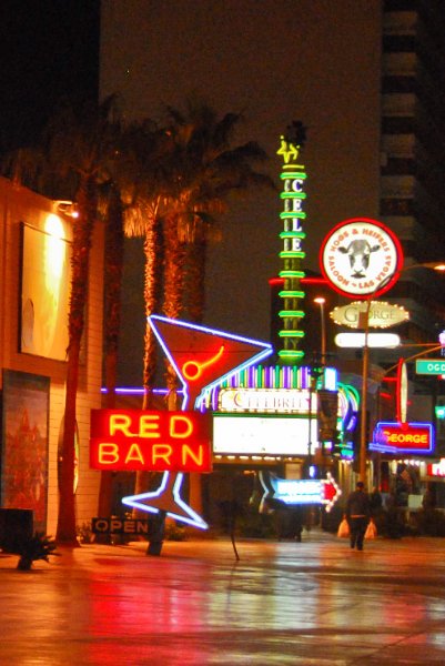 LasVegas020910-0779.jpg - Red Barn, famous old Neon Sign on Las Vegas Blvd near Freemont Street